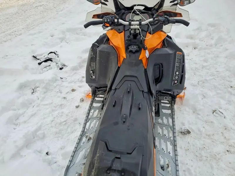 SKI-DOO RENEGADE 2019