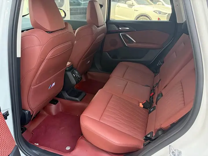 BMW X1 2025 2025款 sDrive25Li X设计套装