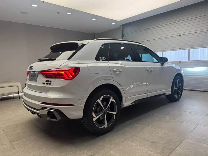 Audi Q3 2024 2024款 35 TFSI 时尚动感型