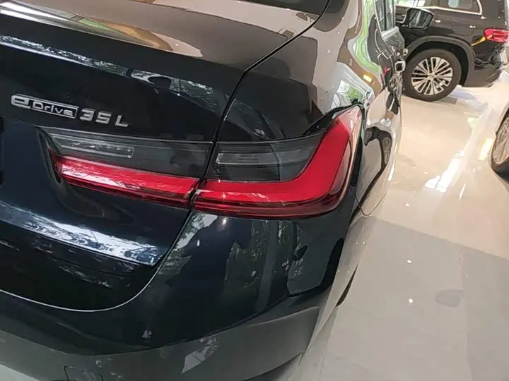 BMW i3 2026 2026款 eDrive 35 L