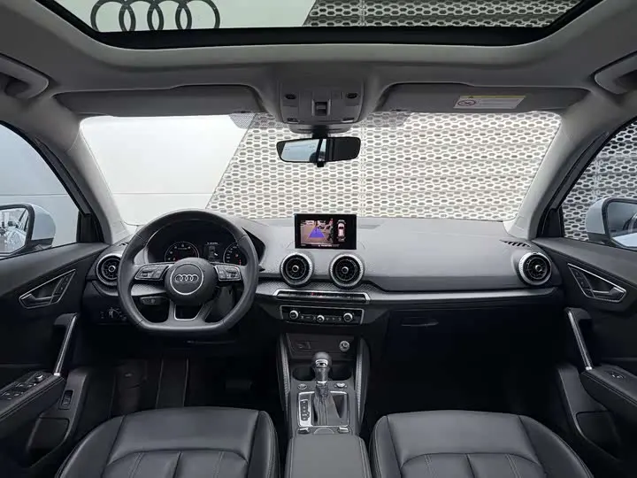 Фото 8 - Audi Q2L