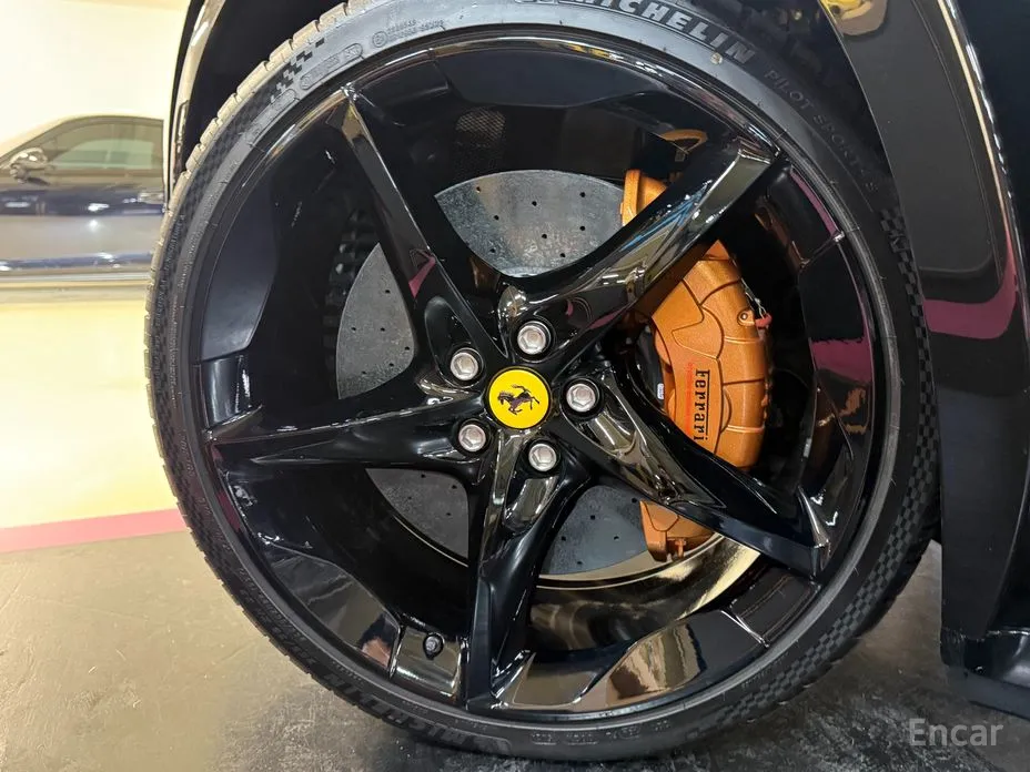 Ferrari Purosangue 2022 6.5 V12