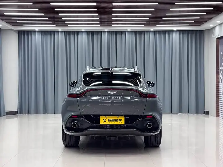 Aston Martin DBX 2023 2023款 3.0T STRAIGHT-SIX