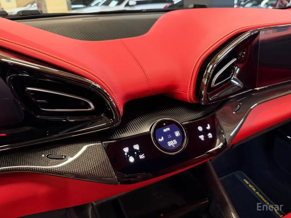 Ferrari Purosangue 2022 6.5 V12