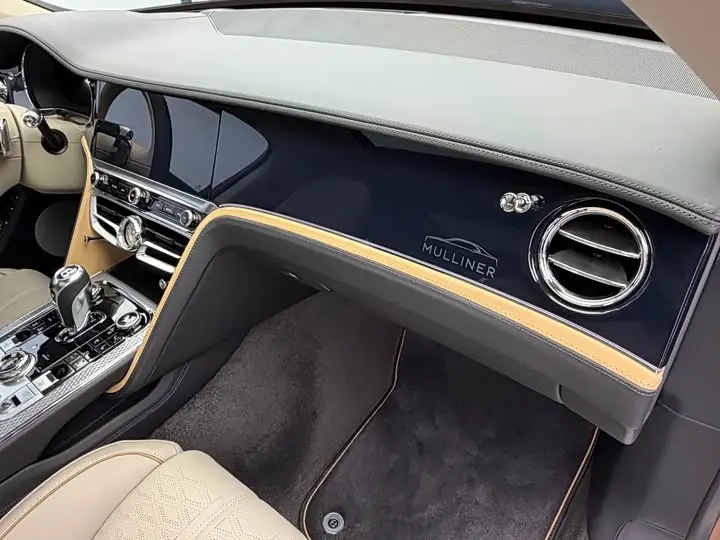 Bentley Flying Spur Hybrid 2026 2026款 4.0T V8 Mulliner