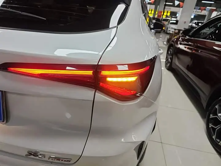 Changan Oshan X5 Plus 2023 2023款 1.5T DCT卓越型