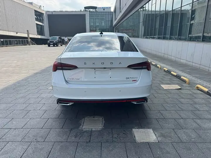 Skoda Octavia Pro 2023 2023款 改款 PRO TSI280 尊享版