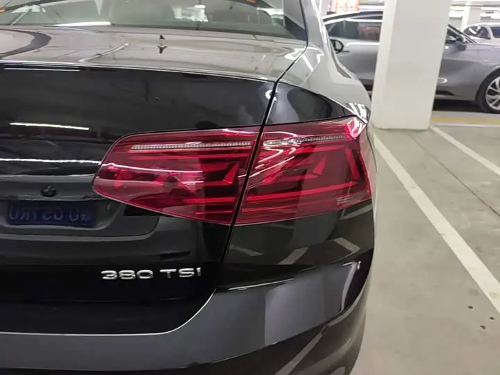 Volkswagen Magotan 2026 2026款 3000万辆甄选款 380TSI DSG豪华型
