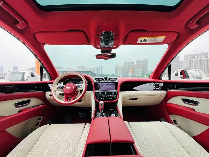 Bentley Bentayga 2026 2026款 4.0T V8