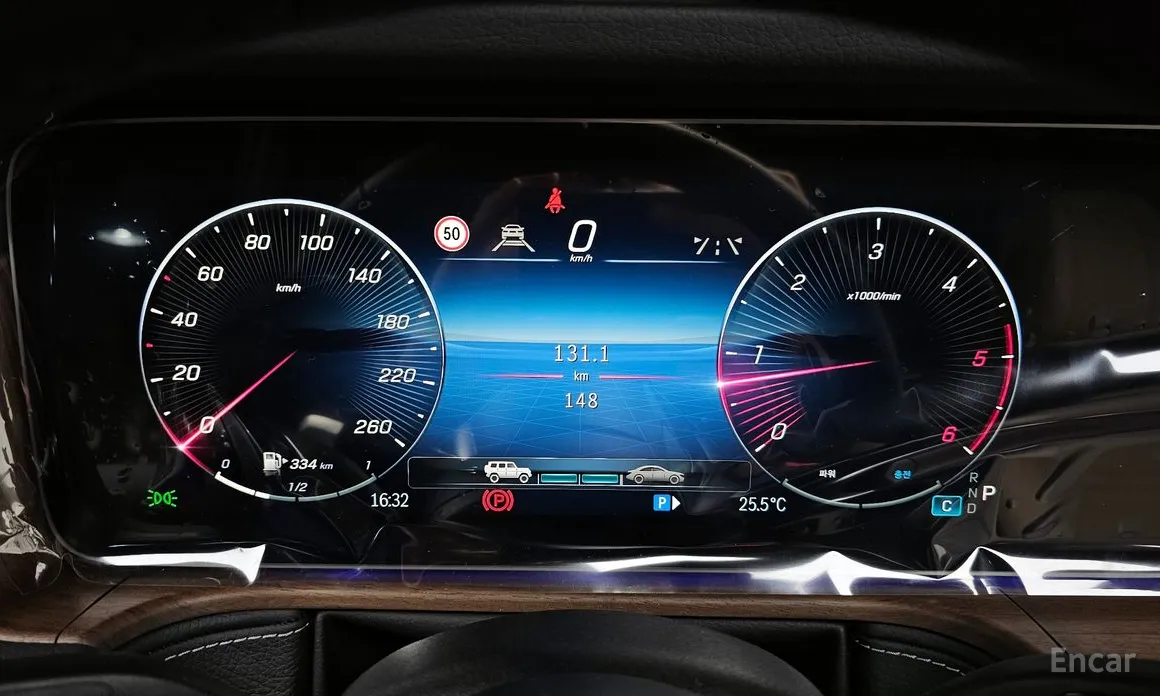 Mercedes-Benz G-Class 2024 G450d