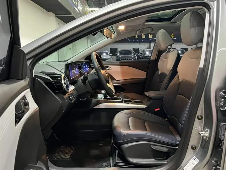 Chevrolet Monza 2024 2024款 1.5L 双离合悦享版