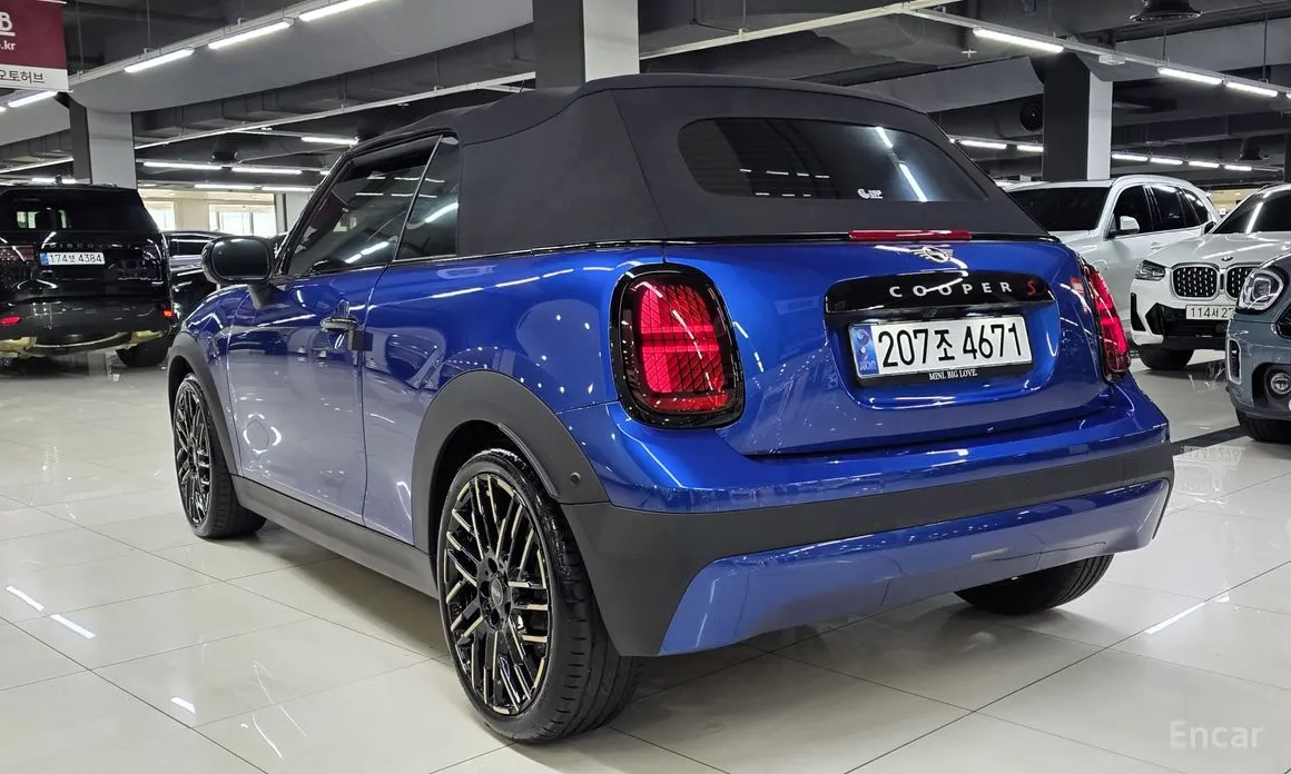 Mini Cooper Convertible 2025 Favoured