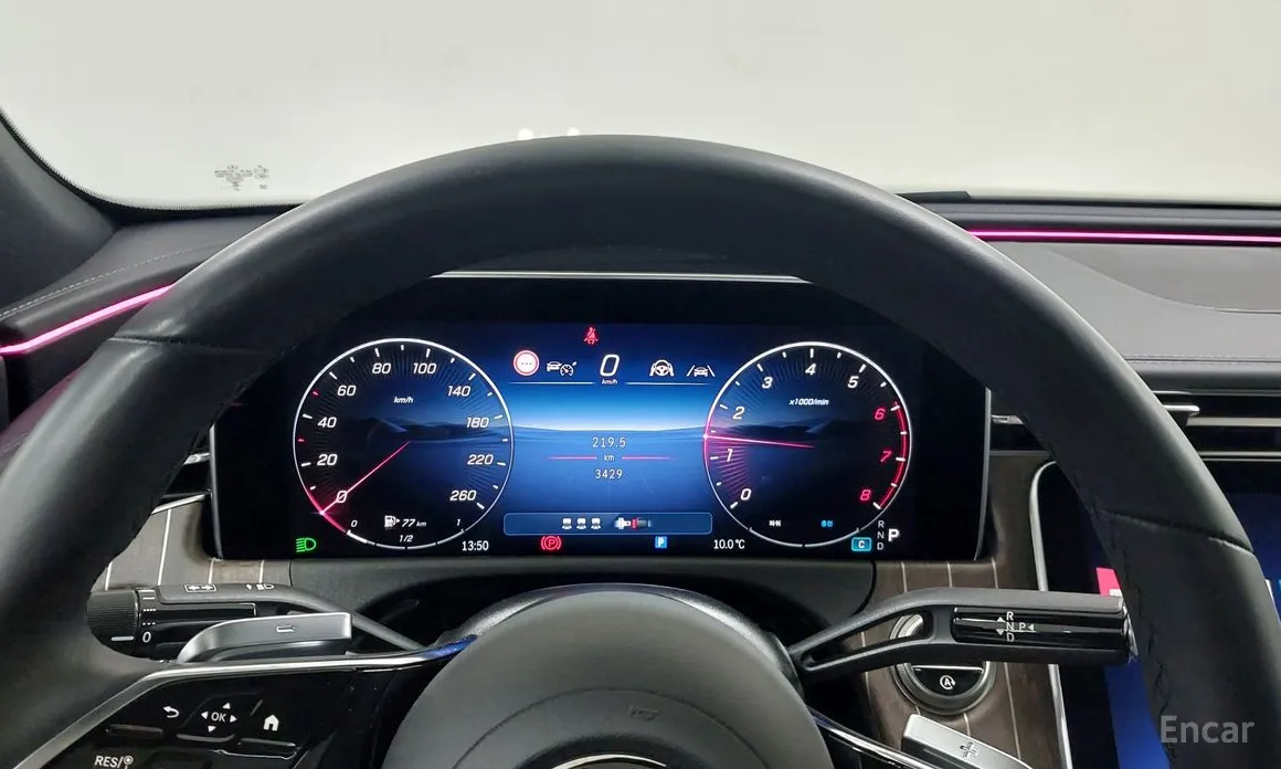 Mercedes-Benz E-Class 2024 E300 4MATIC Exclusive