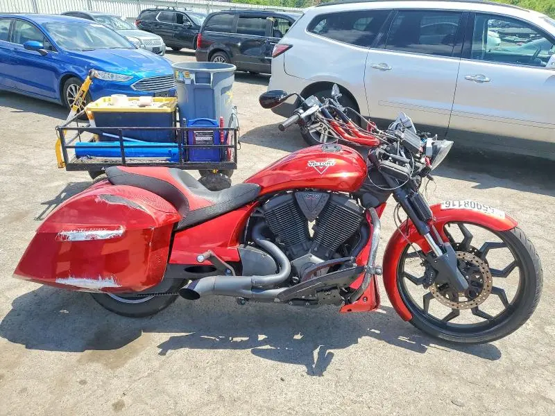 VICTORY MOTORCYCLE 2016