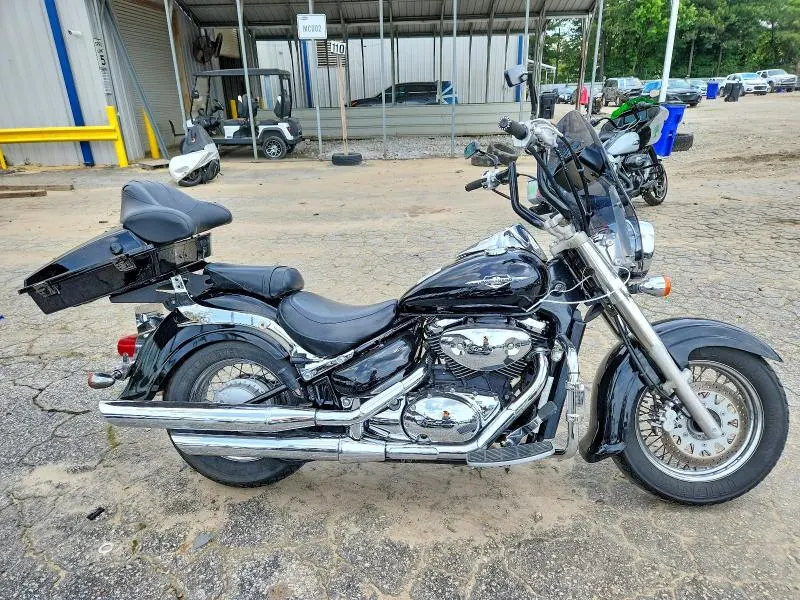 SUZUKI BOULEVARD 2006