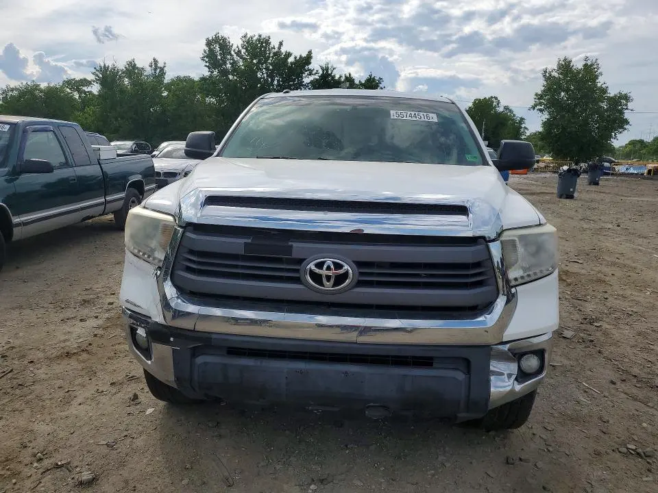 2015 TOYOTA TUNDRA