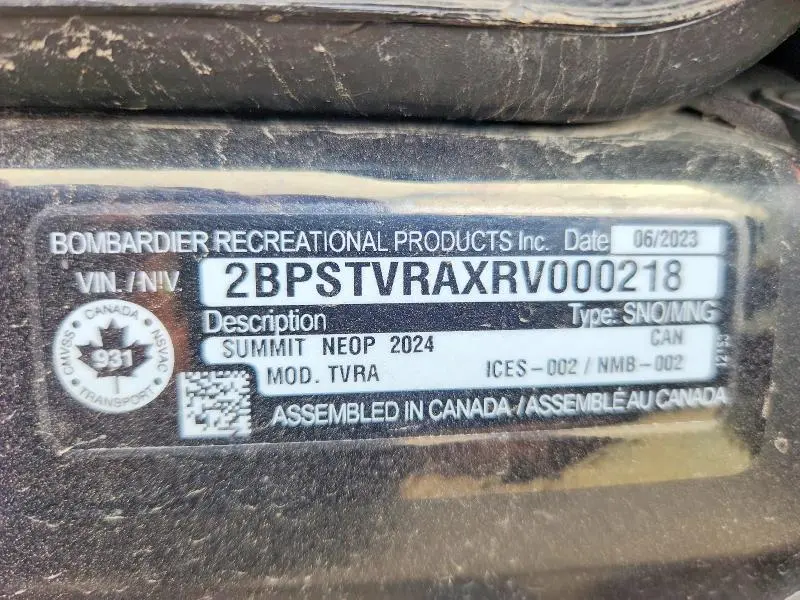 SKI-DOO SUMMIT NEO 2024