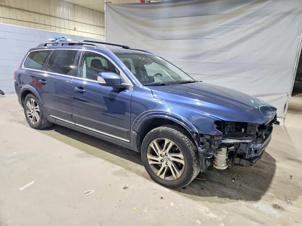 2015 VOLVO XC70