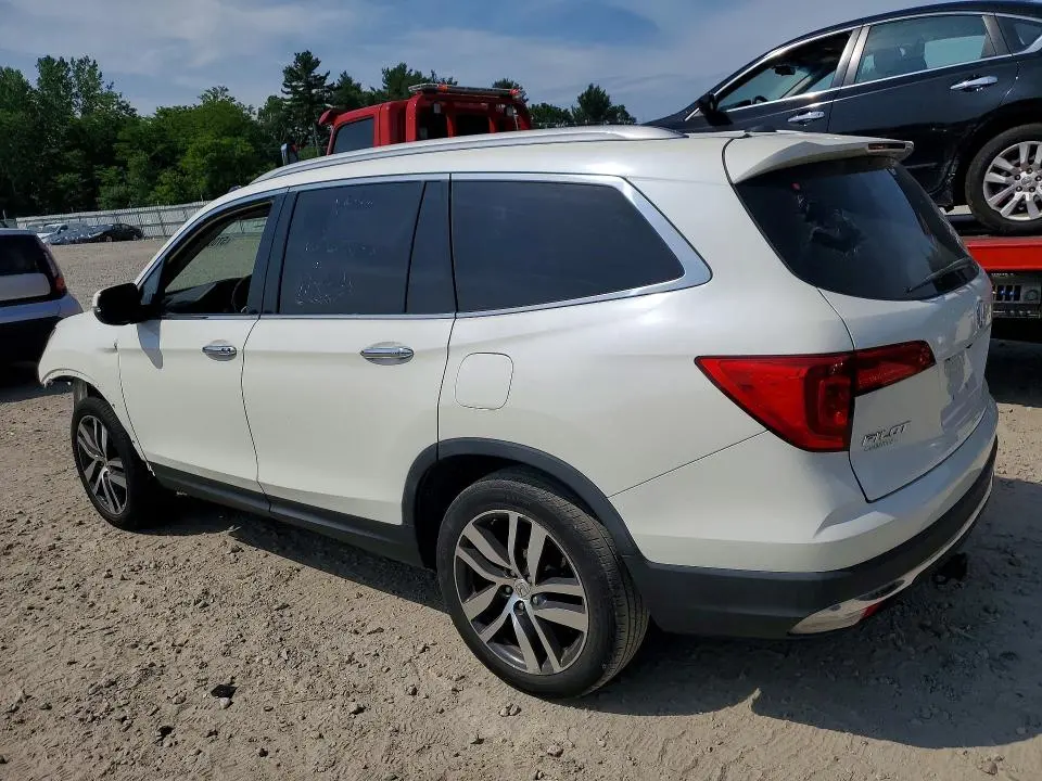 HONDA PILOT 2017 VIN 5FNYF6H90HB064723