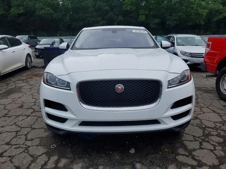 JAGUAR F-PACE 2017 VIN SADCS2BV1HA053747
