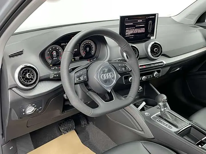 Audi Q2L 2025 2025款 35TFSI 时尚动感型