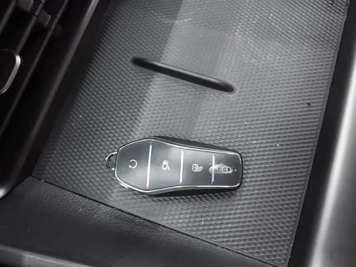 BYD Seal 05 DM-i Hybrid 2026 2026款 DM-i 128KM豪华型