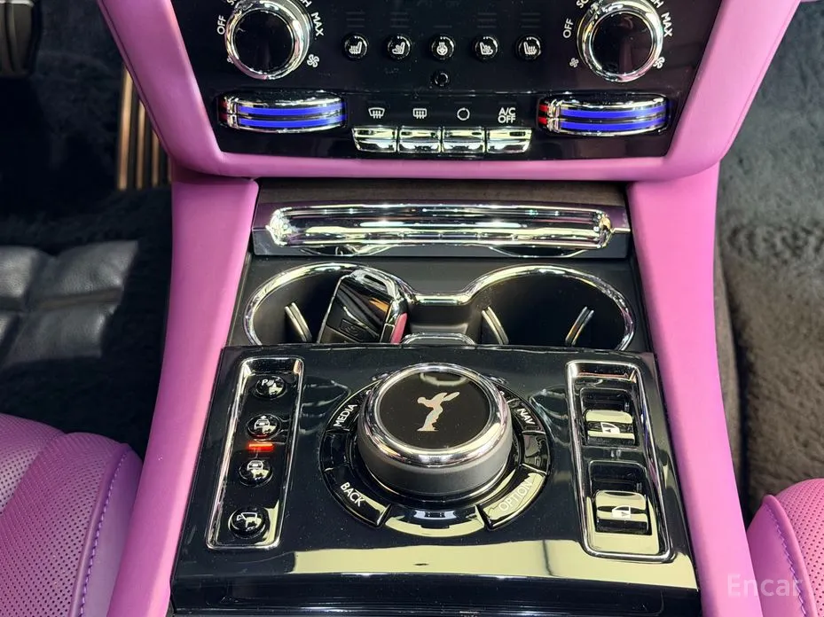 Rolls-Royce Ghost 2020 6.7 EWB V12