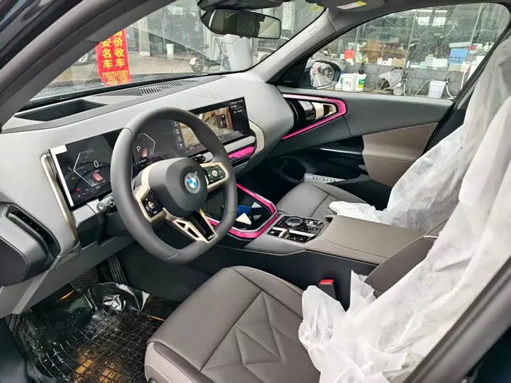BMW X3 2026 2026款 xDrive30L 领先型 M运动曜夜套装