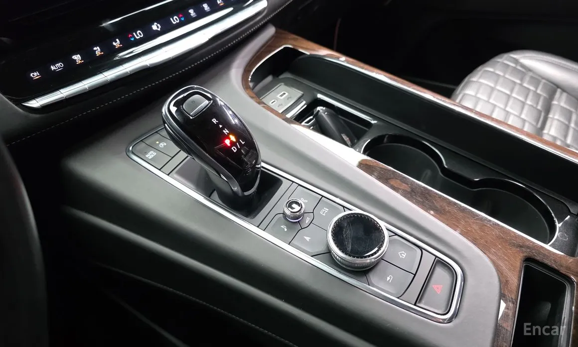Cadillac Escalade 2021 6.2