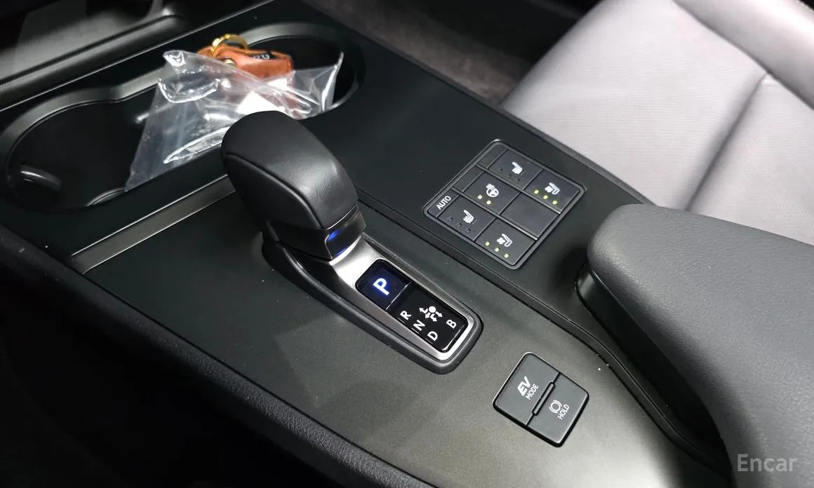 Lexus UX 2024 2.0 2WD