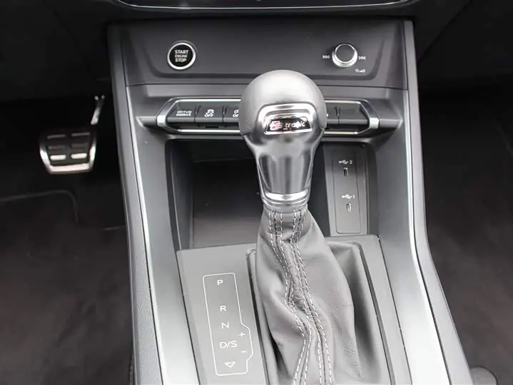 Audi Q3 2024 2024款 40 TFSI 时尚动感型