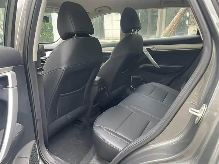 Geely Coolray 2025 2025款 1.5L CVT 超能