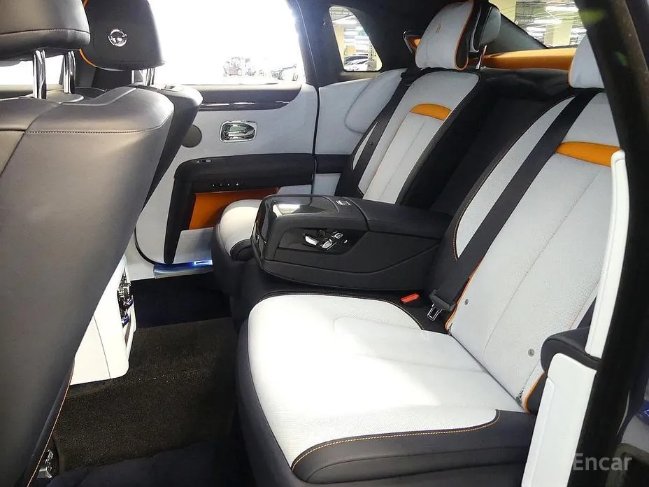 Rolls-Royce Ghost 2020 6.7 V12 Black Badge