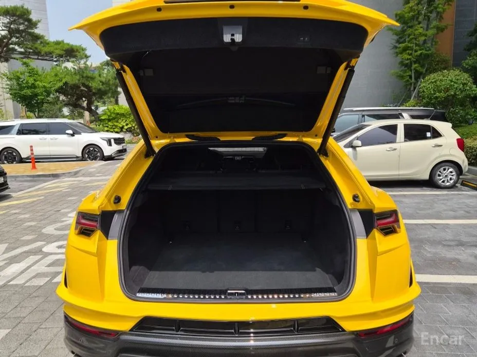 Lamborghini Urus 2018 4.0 V8 Performante
