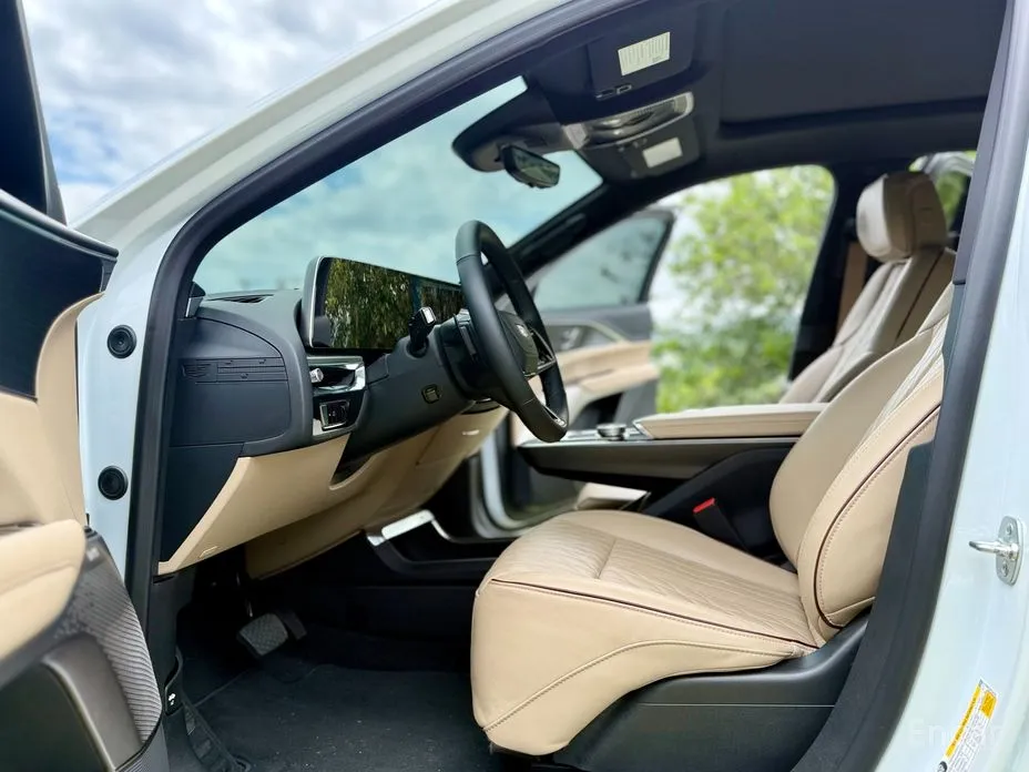 Cadillac Lyriq 2024 Sport