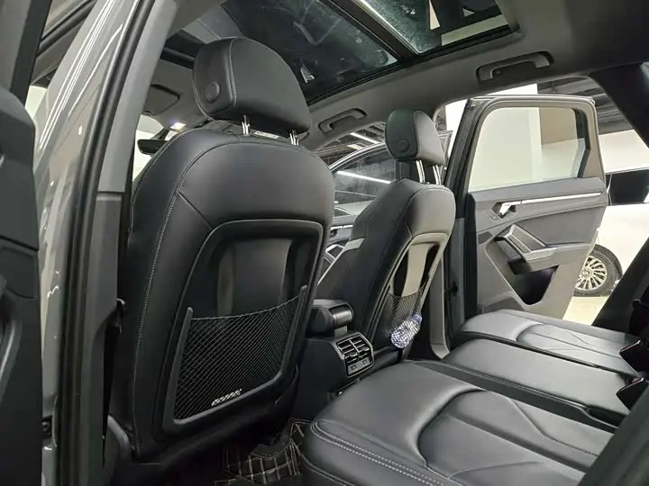 Audi Q3 2024 2024款 35 TFSI 时尚致雅型