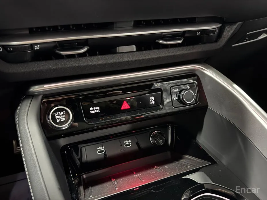 Audi Q5 2025 40 TDI Quattro S Line Black Edition
