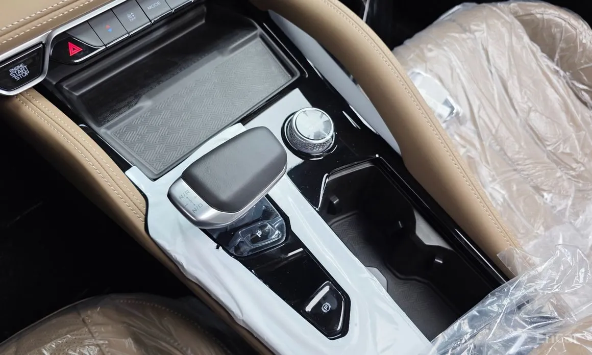 Renault Grand Koleos 2024 1.5 E-TECH Iconic 2WD