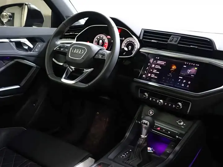 Audi Q3 2026 2026款 45周年典藏版 35TFSI 时尚动感型