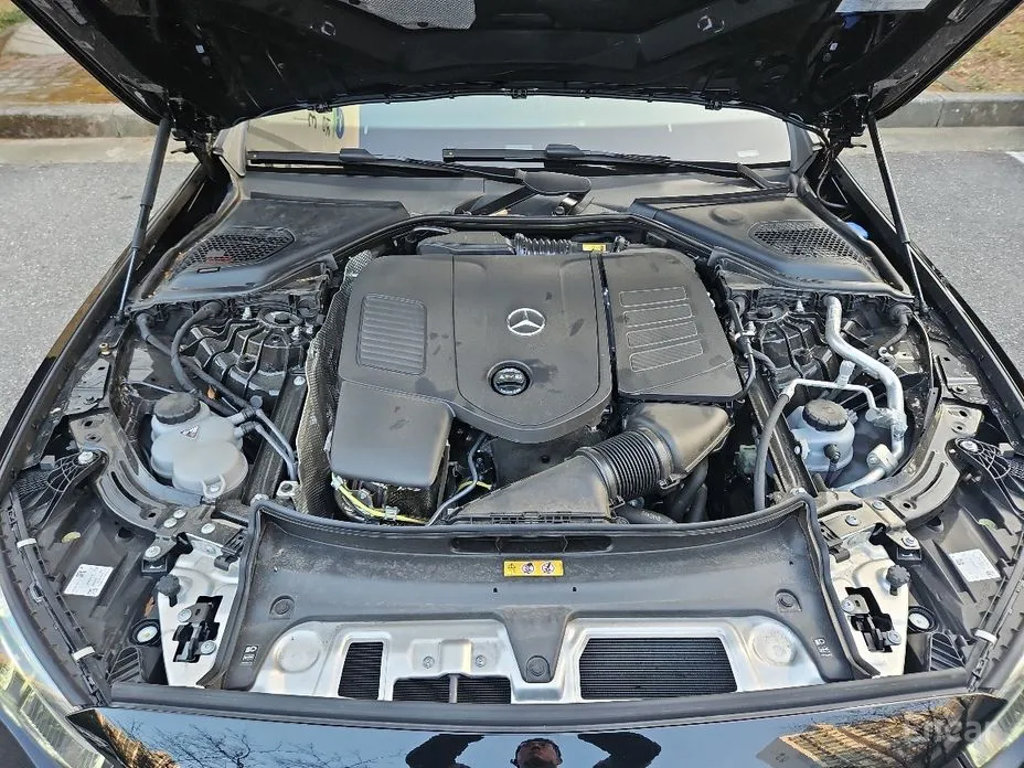 Mercedes-Benz E-Class 2024 E300 4MATIC Exclusive