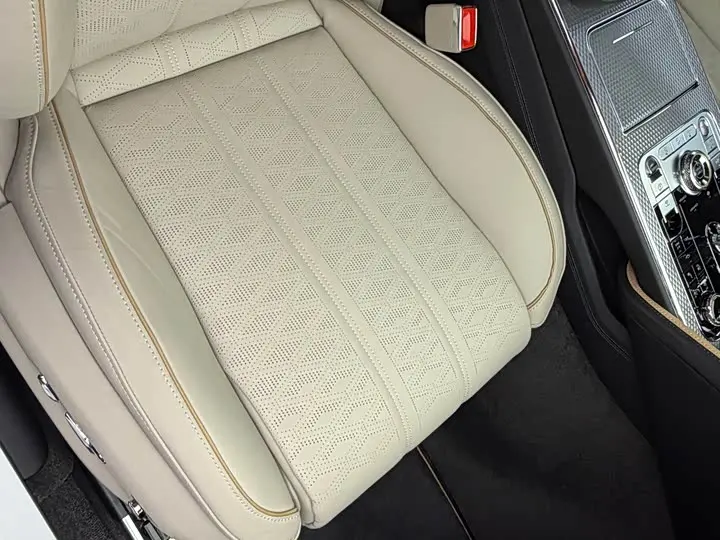 Bentley Flying Spur Hybrid 2026 2026款 4.0T V8 Mulliner