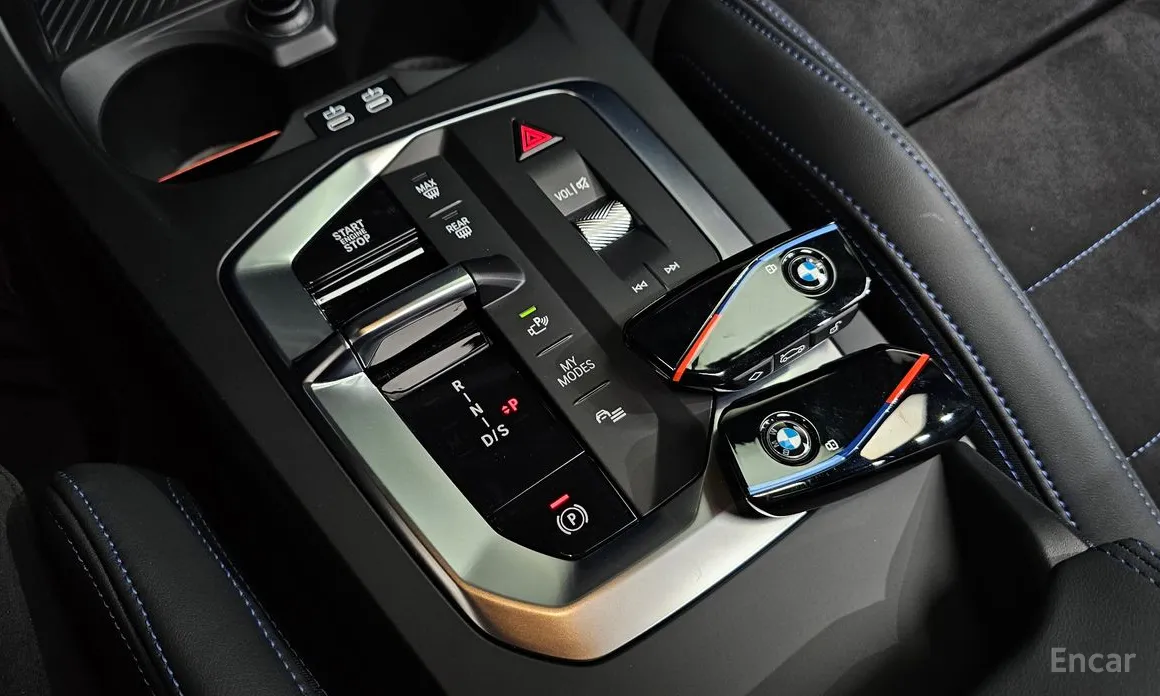 BMW 1 Series 2025 M135 xDrive Pro First Edition