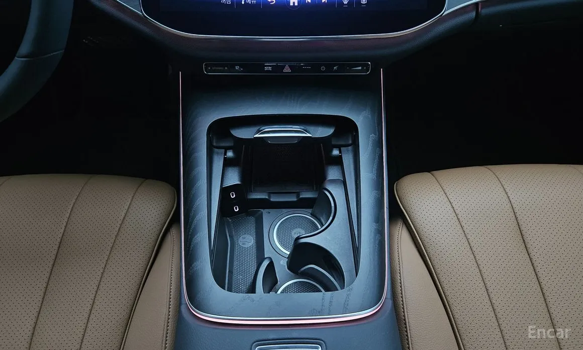Mercedes-Benz E-Class 2024 E200 Avantgarde
