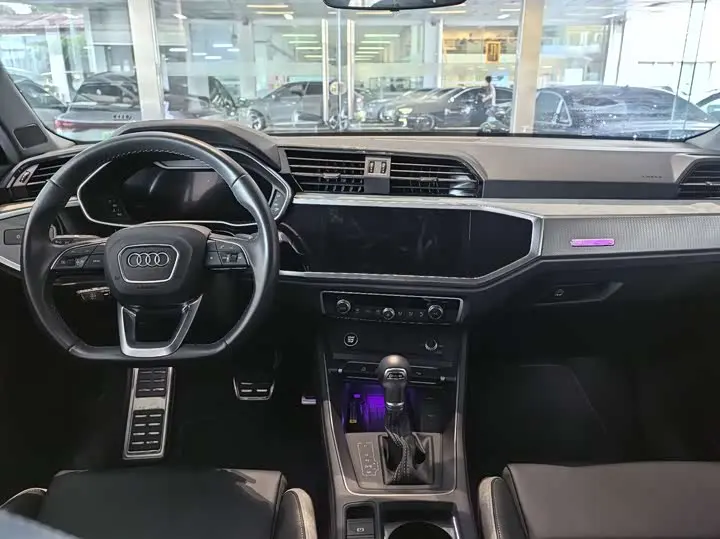 Audi Q3 2024 2024款 35 TFSI 时尚动感型