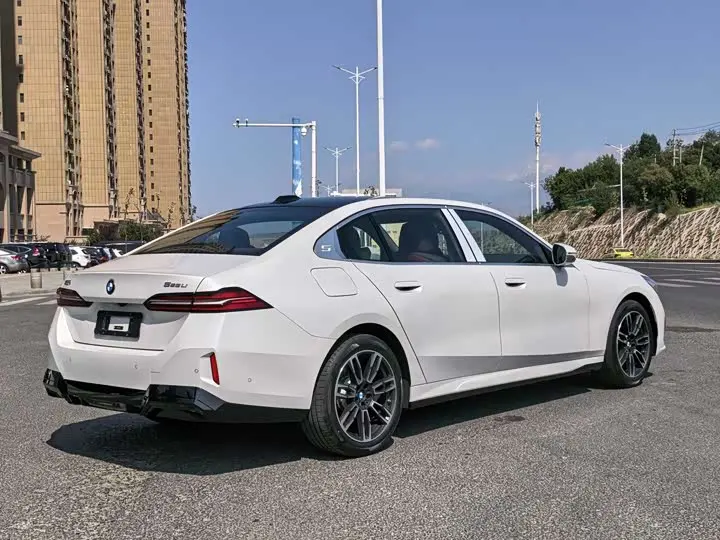 BMW 5 Series 2026 2026款 525Li M运动套装