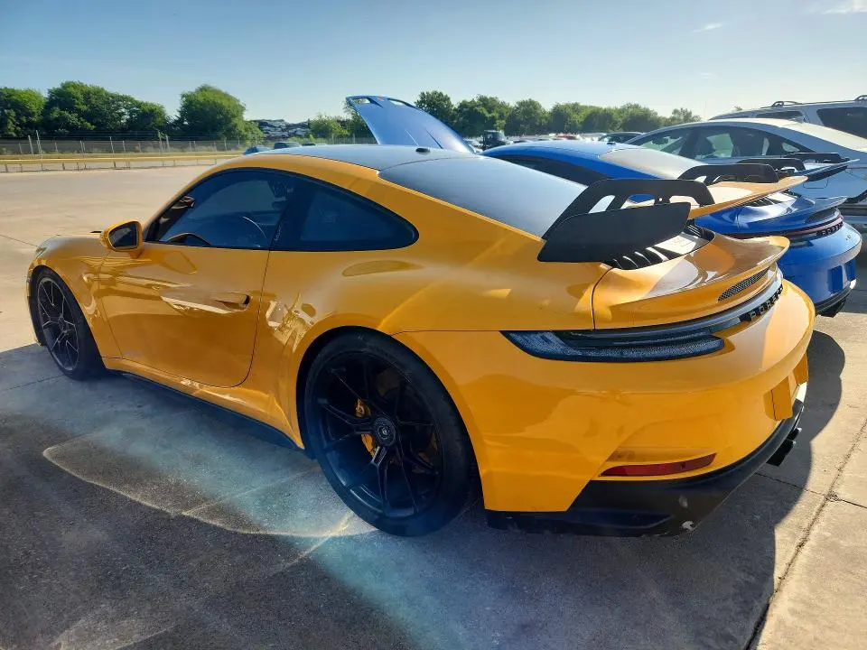 2022 PORSCHE 911