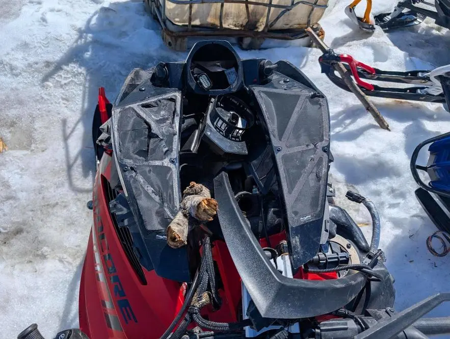 ARCTIC-CAT M 8000 2021