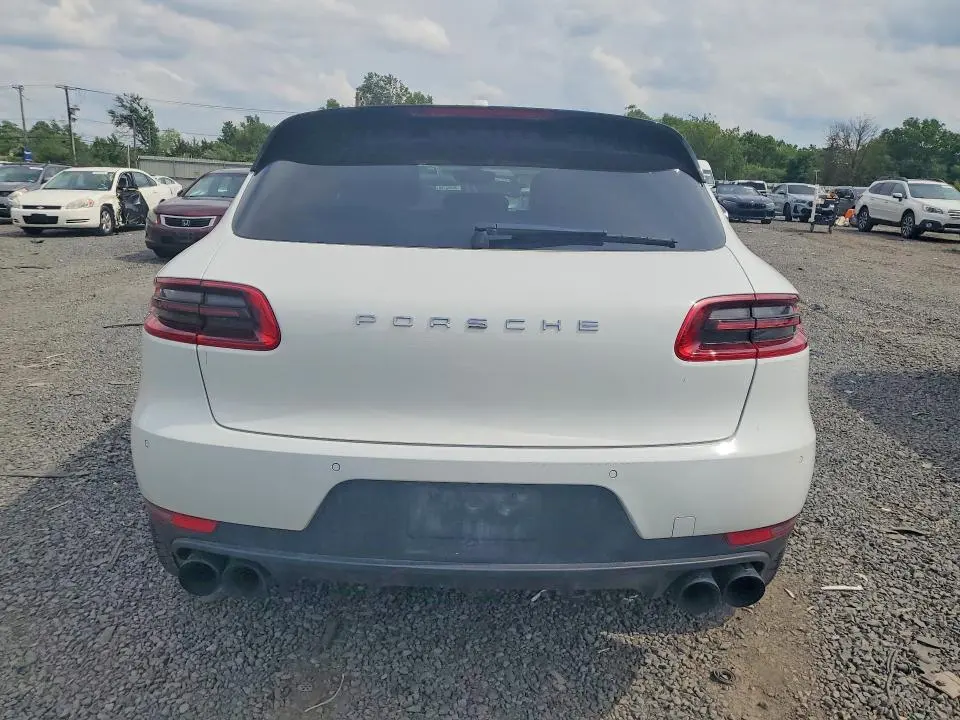 PORSCHE MACAN 2015 VIN WP1AB2A50FLB56923