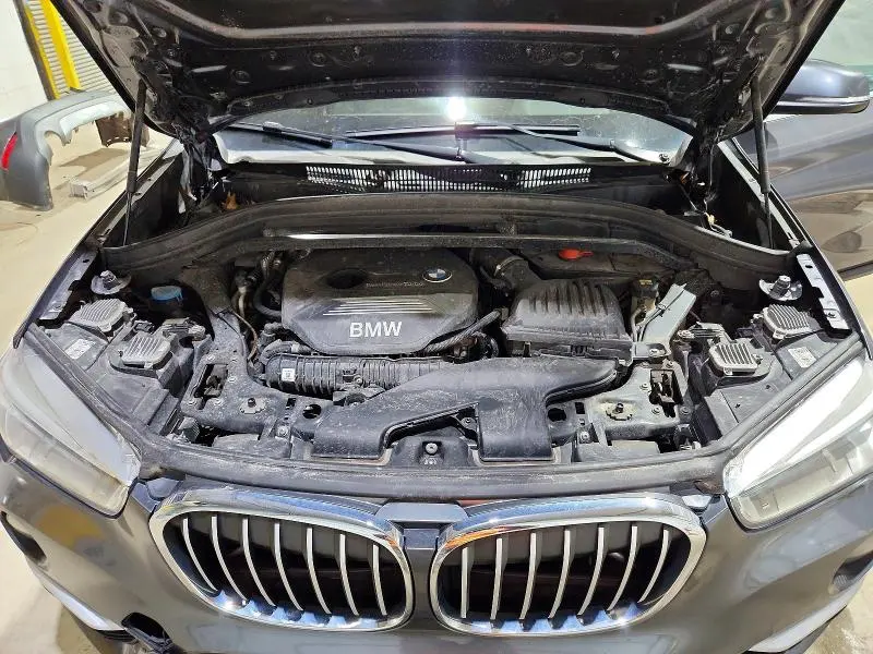 BMW X1 2016 VIN WBXHT3Z30G4A50527