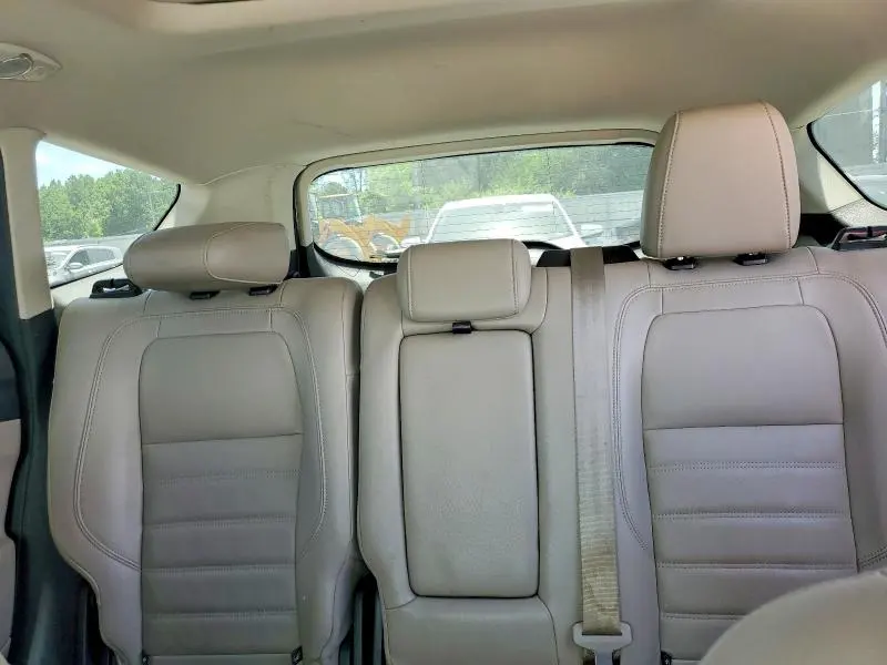 FORD ESCAPE 2017 VIN 1FMCU0JD4HUD24328